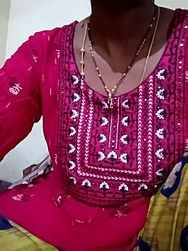 Snapshot of TeluguammayiMahi chatting on 10/15/25, 01:22 TeluguammayiMahi online show from 10/15/25, 01:22