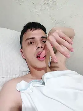 xxaviermendez online show from 10/01/25, 12:38