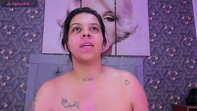Emily rivera78 online show from 05/15/26, 04:19