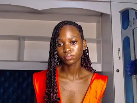 YoungDiva69 online show from 03/21/25, 07:02