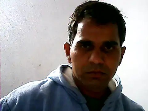 Snapshot of Nightservice27 chatting on 12/21/25, 03:41 Nightservice27 online show from 12/21/25, 03:41