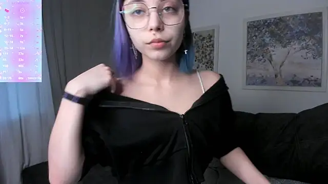 Snapshot of DarelleFare chatting on 03/01/25, 11:06 DarelleFare online show from 03/01/25, 11:06