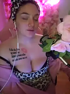 Jinyxx3 online show from 02/13/25, 04:54