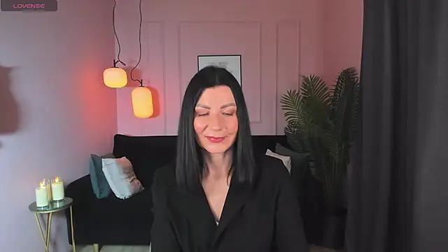 MonicaCheerful online show from 01/29/25, 06:01