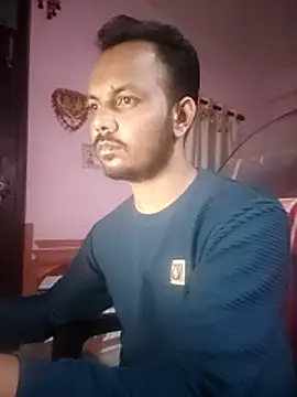 Snapshot of indsau chatting on 11/25/25, 07:25 indsau online show from 11/25/25, 07:25