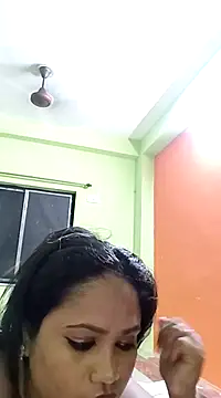 Snapshot of hornysania123 chatting on 02/15/25, 09:04 hornysania123 online show from 02/15/25, 09:04