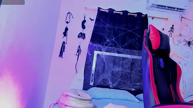 Nicol TransGirl online show from 10/28/25, 03:10