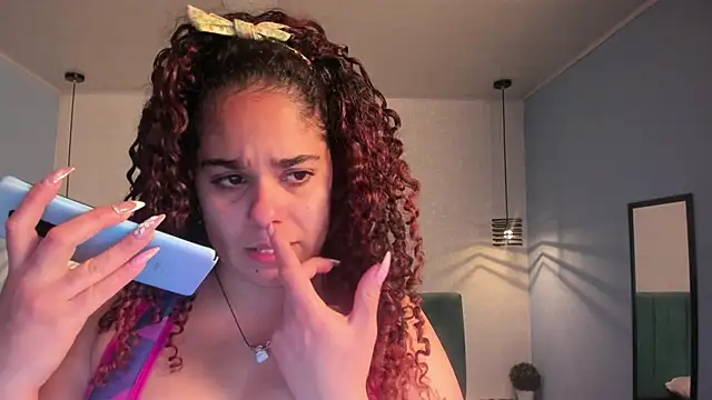 Snapshot of ninna_curly chatting on 09/10/25, 03:50 ninna curly online show from 09/10/25, 03:50