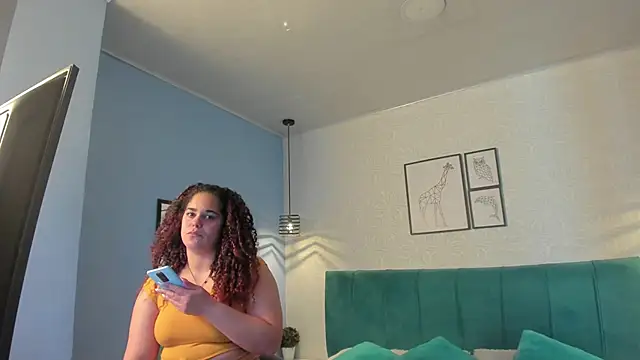 Snapshot of ninna_curly chatting on 09/10/25, 09:37 ninna curly online show from 09/10/25, 09:37