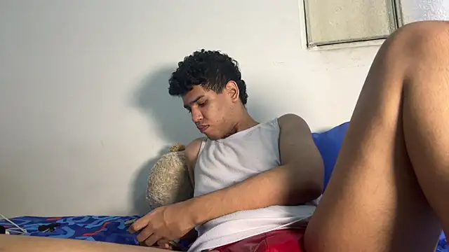 Santiago-Thompson online show from 12/01/25, 06:57