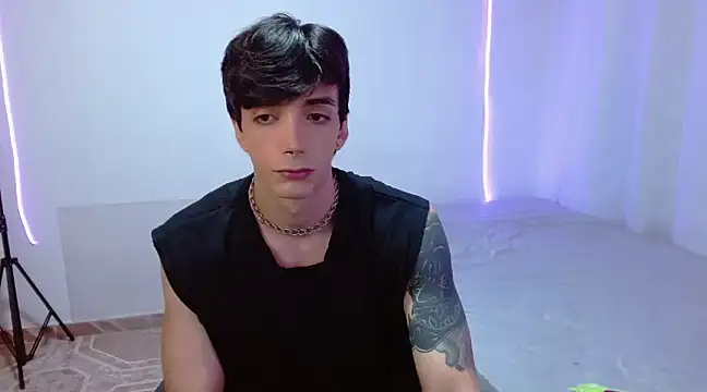 H3ll B0I online show from 03/15/25, 08:10