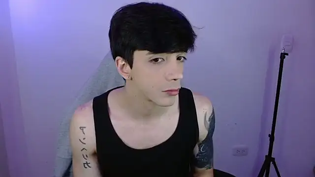 H3ll B0I online show from 03/25/26, 11:44