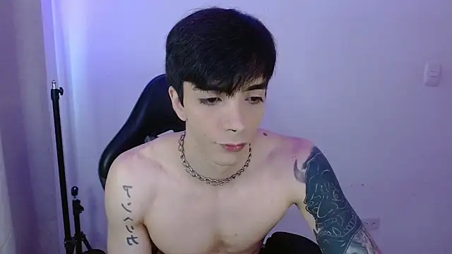 H3ll B0I online show from 03/28/26, 06:07