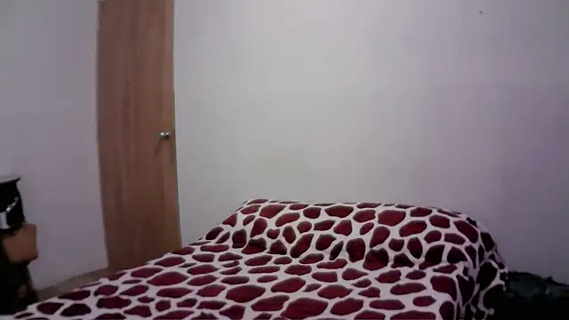 Alaiapink online show from 02/10/25, 09:04