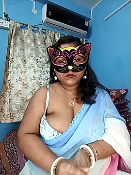 Snapshot of straightthing chatting on 10/03/25, 07:33 straightthing online show from 10/03/25, 07:33