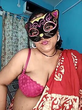 Snapshot of straightthing chatting on 10/09/25, 07:45 straightthing online show from 10/09/25, 07:45