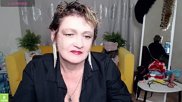 Snapshot of SexyGrandma_ chatting on 02/20/26, 04:40 SexyGrandma online show from 02/20/26, 04:40