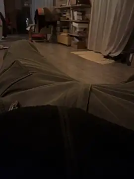 Snapshot of Milleseghe99 chatting on 12/18/25, 02:06 Milleseghe99 online show from 12/18/25, 02:06