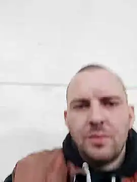 Snapshot of Milankure111 chatting on 02/06/25, 09:22 Milankure111 online show from 02/06/25, 09:22