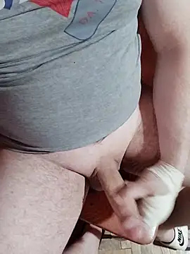 Snapshot of Milankure111 chatting on 02/15/25, 07:16 Milankure111 online show from 02/15/25, 07:16