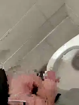 Snapshot of Milankure111 chatting on 02/25/25, 09:57 Milankure111 online show from 02/25/25, 09:57