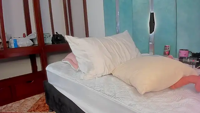 Annita001 online show from 12/02/25, 07:42