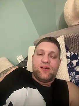 Snapshot of adelin20 chatting on 03/14/26, 07:19 adelin20 online show from 03/14/26, 07:19