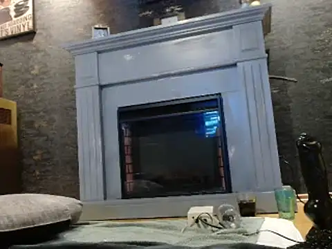 Snapshot of Astrid-Gilbert chatting on 02/23/25, 07:00 Astrid-Gilbert online show from 02/23/25, 07:00