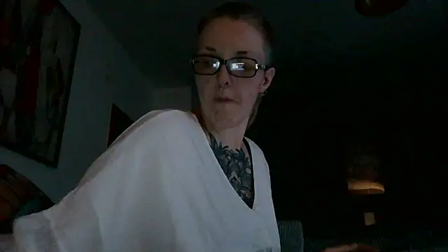 Astrid-Gilbert online show from 12/20/25, 02:57