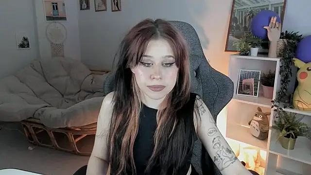 MisaPage online show from 02/04/25, 12:11