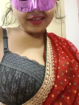 Snapshot of mahi69a chatting on 10/26/25, 06:47 mahi69a online show from 10/26/25, 06:47