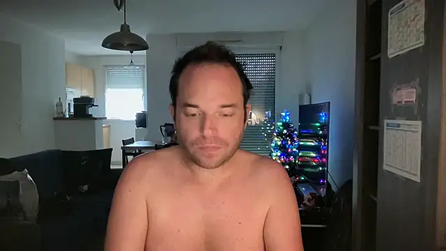 Snapshot of Funnyjul31 chatting on 11/26/25, 01:56 Funnyjul31 online show from 11/26/25, 01:56