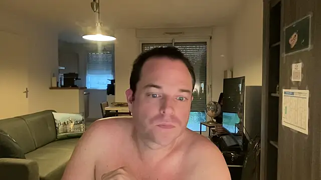 Funnyjul31 online show from 02/04/26, 04:57