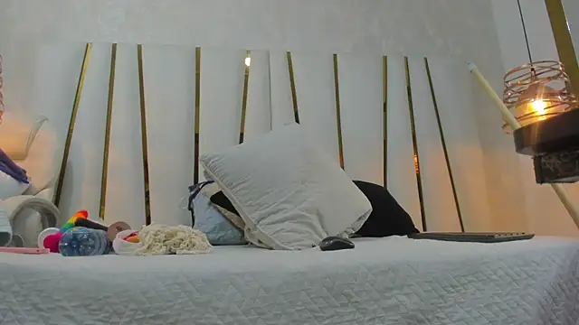 violet gray  online show from 02/10/26, 11:36