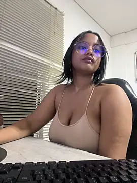 my cam online show from 03/05/25, 01:21