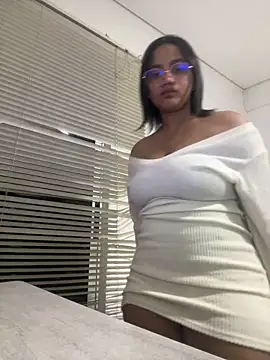 my cam online show from 03/09/25, 12:10