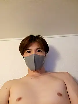 yuukee11111 online show from 02/07/25, 12:06