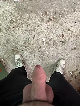 Snapshot of bigplut chatting on 02/09/25, 02:07 bigplut online show from 02/09/25, 02:07