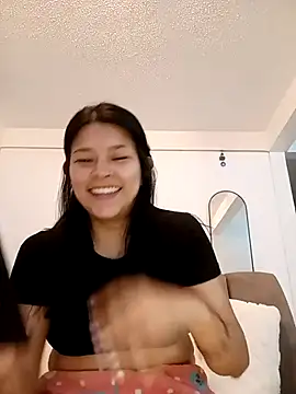 Snapshot of bri_ali chatting on 02/25/25, 01:52 bri ali online show from 02/25/25, 01:52