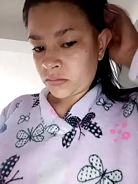 Snapshot of bri_ali chatting on 03/22/25, 01:52 bri ali online show from 03/22/25, 01:52