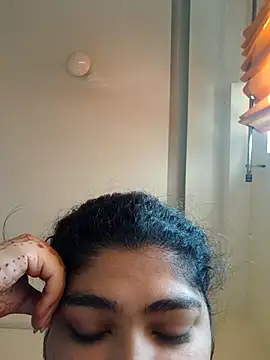 Snapshot of naina78910 chatting on 02/18/25, 09:43 naina78910 online show from 02/18/25, 09:43