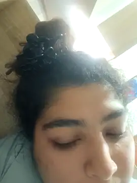 Snapshot of naina78910 chatting on 10/24/25, 04:58 naina78910 online show from 10/24/25, 04:58