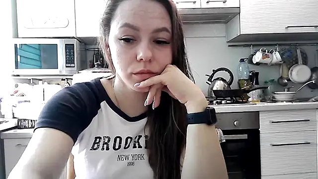 Snapshot of Misssweet_s chatting on 03/17/25, 07:35 Misssweet s online show from 03/17/25, 07:35