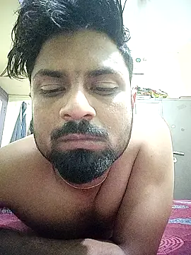 Snapshot of Anuj143143 chatting on 02/11/25, 11:10 Anuj143143 online show from 02/11/25, 11:10