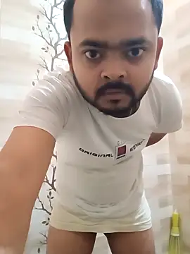 Snapshot of guavam65 chatting on 03/02/26, 06:37 guavam65 online show from 03/02/26, 06:37