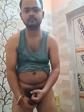 Snapshot of guavam65 chatting on 05/18/26, 10:04 guavam65 online show from 05/18/26, 10:04