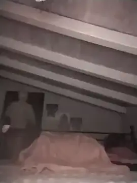 Snapshot of divinaerotica chatting on 03/12/25, 06:00 divinaerotica online show from 03/12/25, 06:00