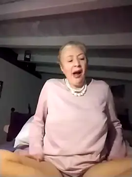 divinaerotica online show from 12/16/25, 08:58