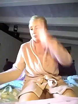 divinaerotica online show from 02/15/26, 04:14