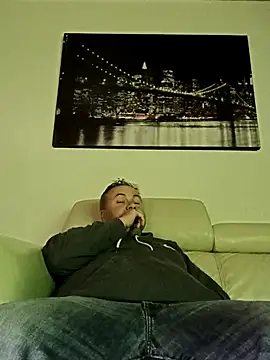 Snapshot of Pourleplasirs chatting on 11/06/25, 09:26 Pourleplasirs online show from 11/06/25, 09:26